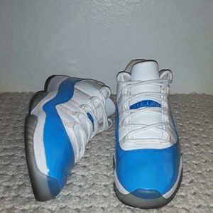 Air Jordan 11 Retro Low 'UNC' Men size 13